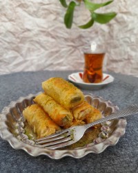 باقلوا پسته