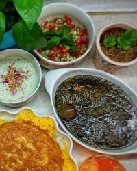 خورش قرمه سبزی