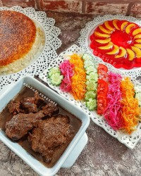 خورش فسنجان با مرغ