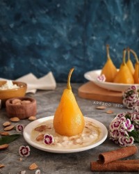 دسر گلابی داغ با بستنی