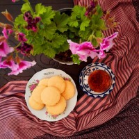 کلوچه های زعفرانی