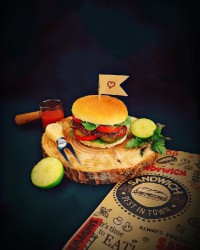 همبرگر با نون خودم پز