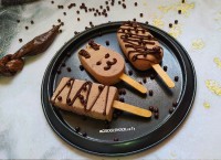 بستنی شکلاتی بازاری