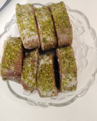 شیرینی رولت برای اولین بار با خامه صبحانه