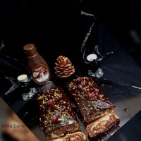 کیک دورنگ با گاناش شکلاتی