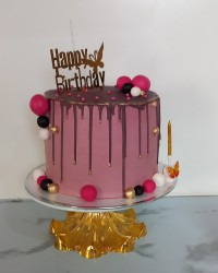 کیک خوشرنگ وزیبا