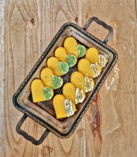 شیرینی زعفرانی زرده ای