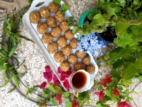 توپک خرما و بادام زمینی (کنجدی)