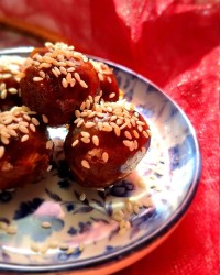 توپک خرما با شیره توت
