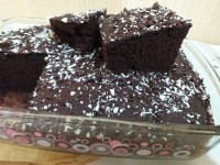 کیک شکلاتی بدون روغن و شیر