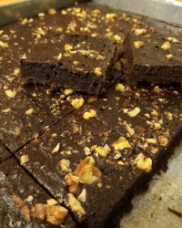 براونی خرما (بدون شکر)