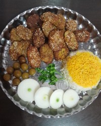 کتلت کنجدی با پلو زعفرونی