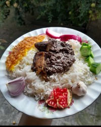 فسنجون اردک با دورچینش