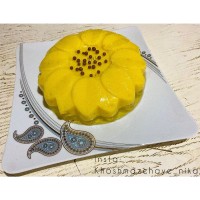 کرم _زعفرانی _پرنسس