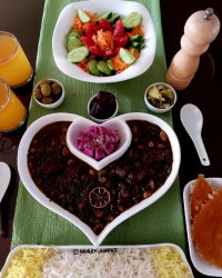 خورش قورمه سبزی