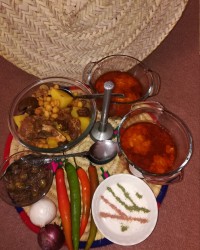 آبگوشت سنتی.