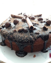 دوتا کیک با رویه گاناش