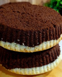 کاپ کیک دورنگ