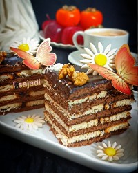 کیک یخچالی شکلاتی