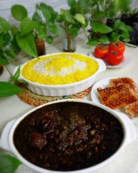 قرمه سبزی