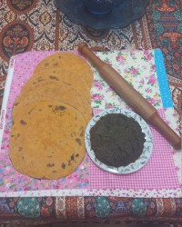 نان خرفه گیلانی با تره