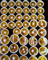 شله زرد .روح تمامی اموات شاد و یادشان مانا برا شادی روح زن داداشم فاتحه بخونید???