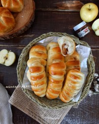 نان با مغز سیب و دارچین