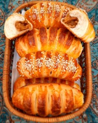 نان با مغز سیب و دارچین