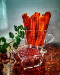 چوروس با سس شکلاتی