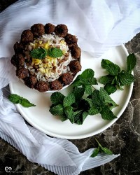 عدس پلو با گوشت قلقلی