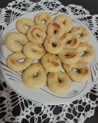 شیرینی اشکی