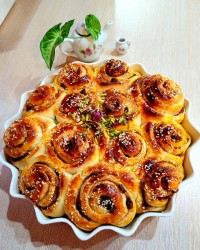 رول دارچینی کشمکشی