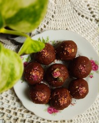 خرما آردی با خرما شاهانی?
