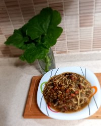 آش رشته ورق زدنی