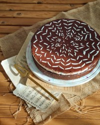 کیک تریلیچه شکلاتی