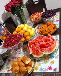 میز یلدا خونه ی خاله هدیه