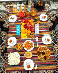 سفره ی یلدا