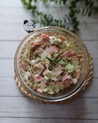 سالاد کلم و نخود فرنگی