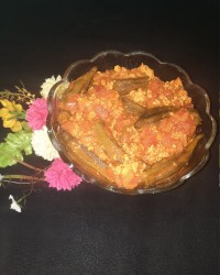 خورش بامیه با گوشت چرخ کرده
