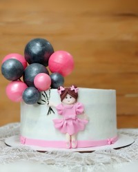 دختر بادکنکی