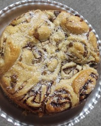 رول سیب و دارچین