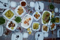 بفرمایید ناهار جاتون سبز همراهان گرامی