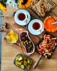 دیپ زیتون گرم