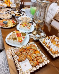 میز پذیرایی عصرانه