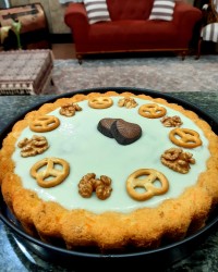 کیک هویج گردو کافی شاپ با کرم وانیلی