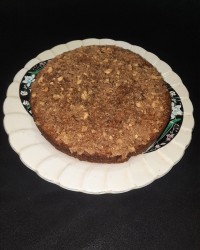 کیک موز با رویه کرم شیرین گردو نارگیل