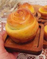 نان زعفرانی