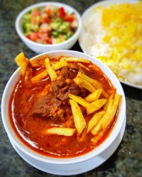 قیمه سیب زمینی