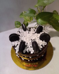 کیک شکلاتی خامه ای