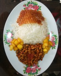 چلو خورشت لوبیا چشم بلبلی.